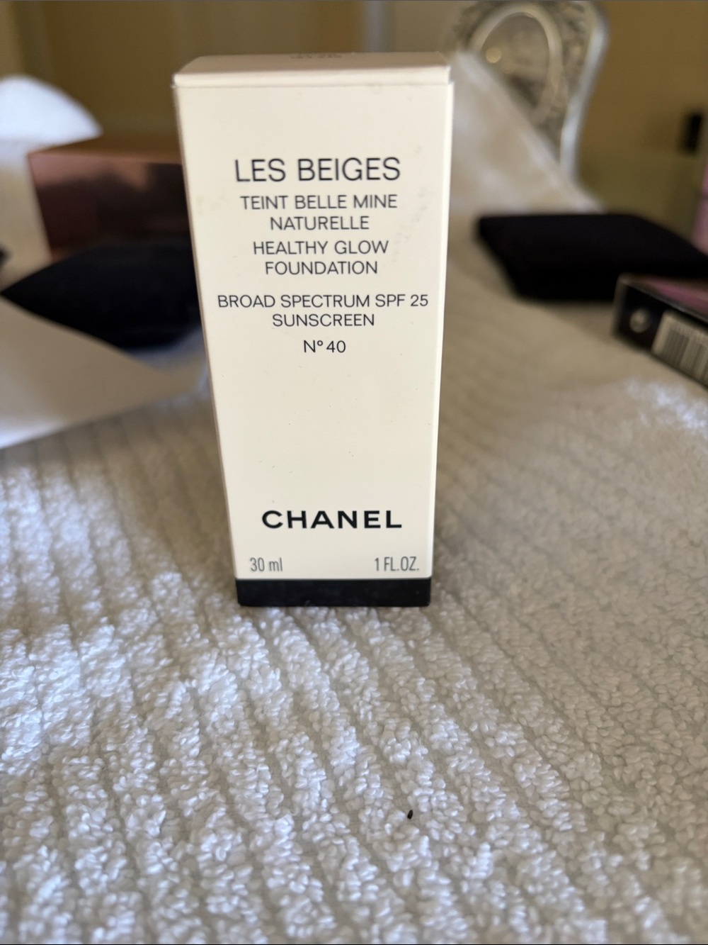 CHANEL Les Beiges Foundation Box — Beige